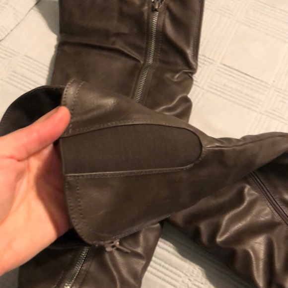 NWT taupe grey boots SALE! - Picture 5 of 7